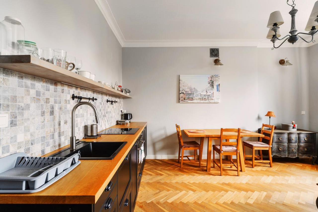 Designer Flat In The Heart Of Old Town Varsóvia Exterior foto
