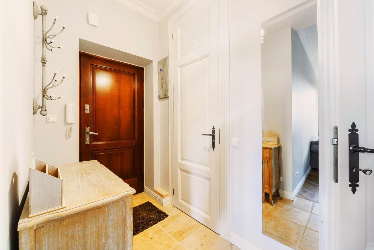 Designer Flat In The Heart Of Old Town Varsóvia Exterior foto