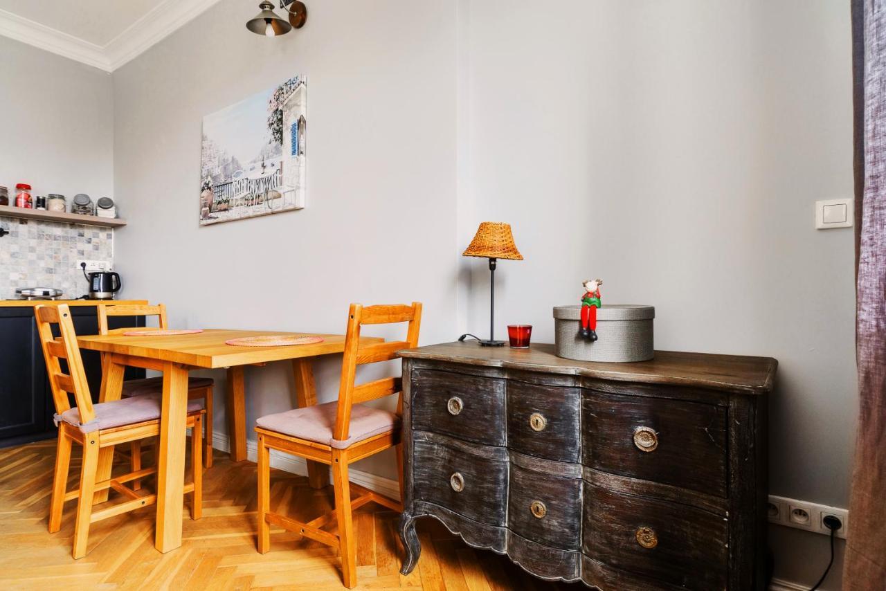 Designer Flat In The Heart Of Old Town Varsóvia Exterior foto